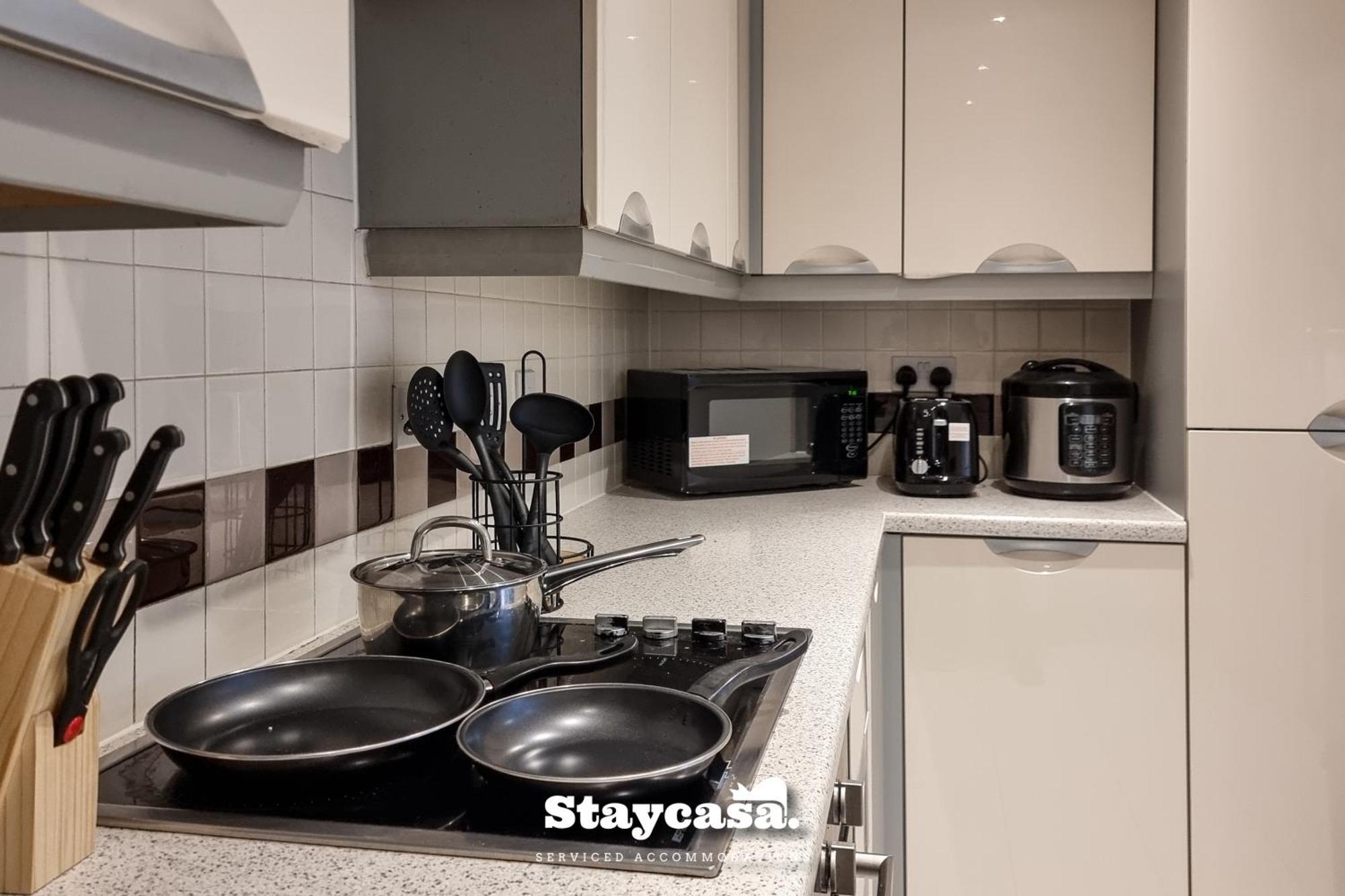 Stunning 2Bdr Super King Suite Near City Centre Манчестър Екстериор снимка